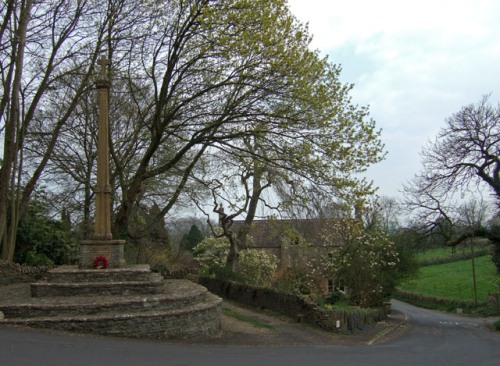 Oorlogsmonument North Cheriton #1