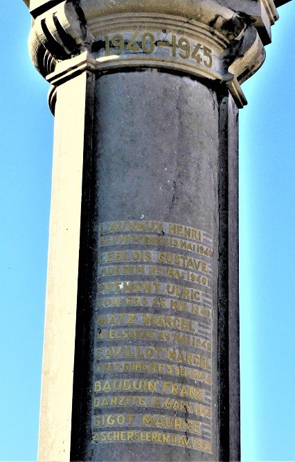 Oorlogsmonument Florennes #3