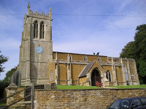 Oorlogsgraf van het Gemenebest All Saints Churchyard