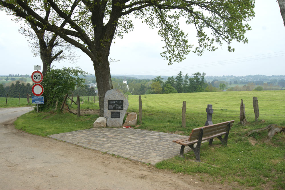 Memorial Crash Halifax LK925 431 (RCAF) Squad Neundorf #1