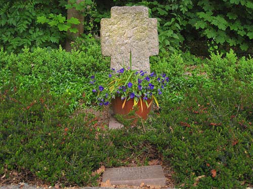 German War Cemetery Schloss Stutensee #3