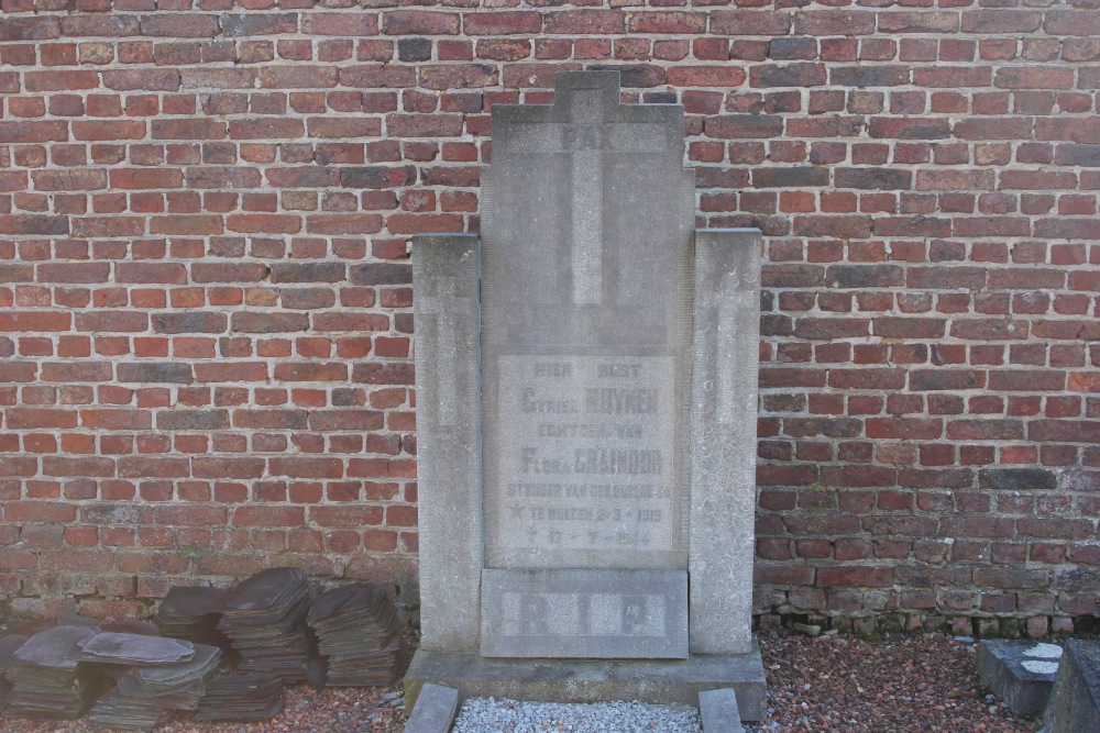 Belgian Graves Veterans Muizen #1