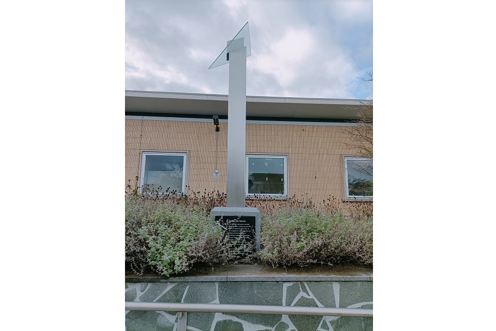 Monument 'Tracks that Were' Venlo