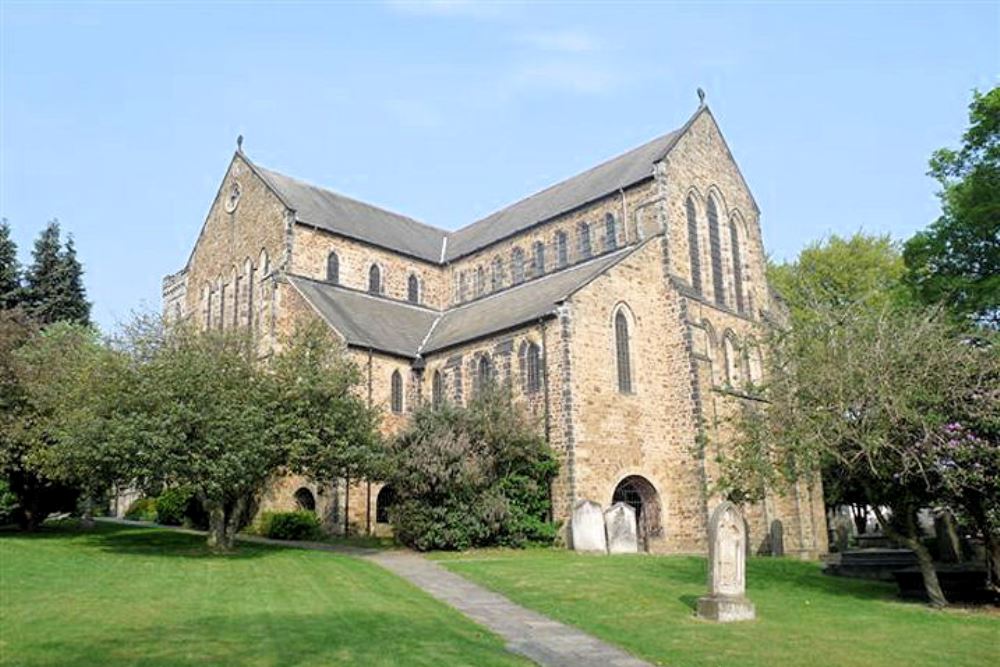 Oorlogsgraven van het Gemenebest All Saints Churchyard #1