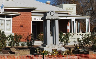 Oorlogsmonument Castlemaine #1