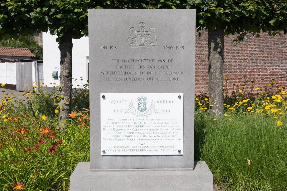 Oorlogsmonument Koolkerke #1