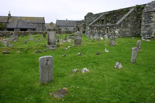 Commonwealth War Graves Oronsay Priory Burial Ground