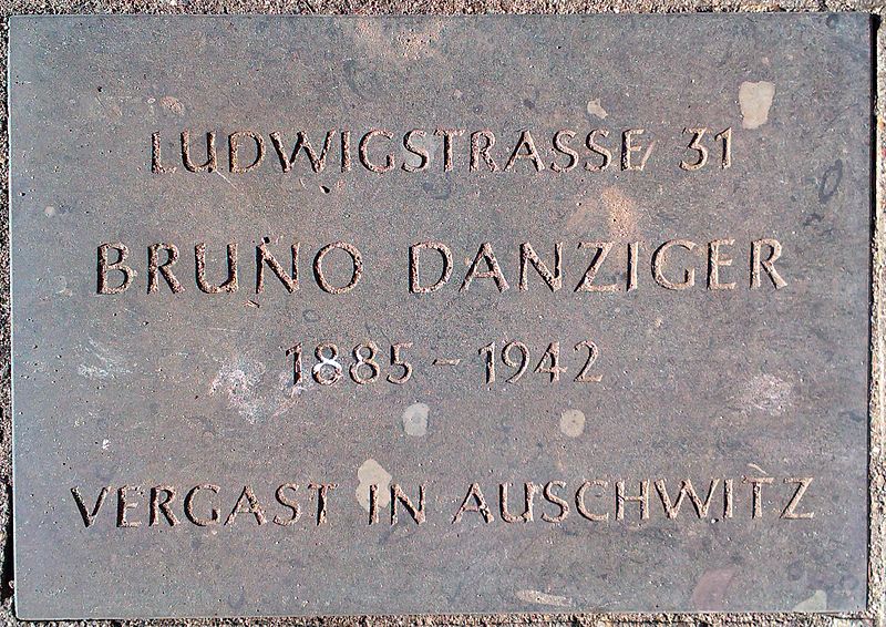 Gedenkstenen Ludwigstraße 31