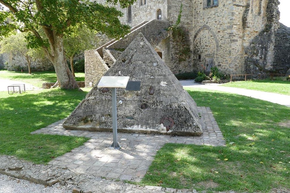 Pyramide de Mémoire #1