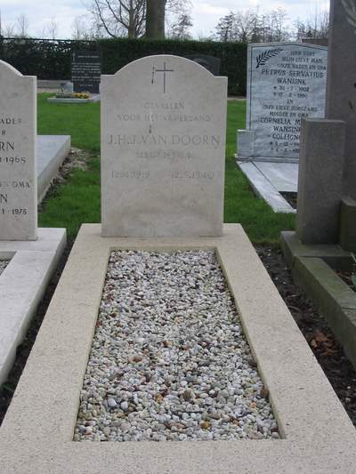 Dutch War Grave R.C. Cemetery Zierikzee #1