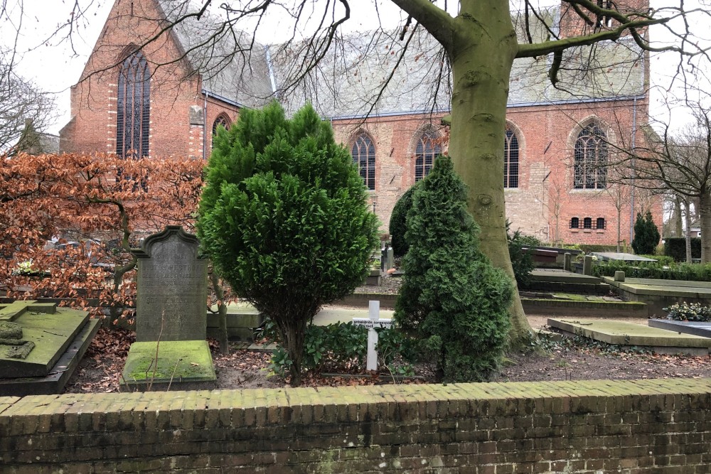 Nederlandse Oorlogsgraven Nederlands Hervormde Begraafplaats Wassenaar #1