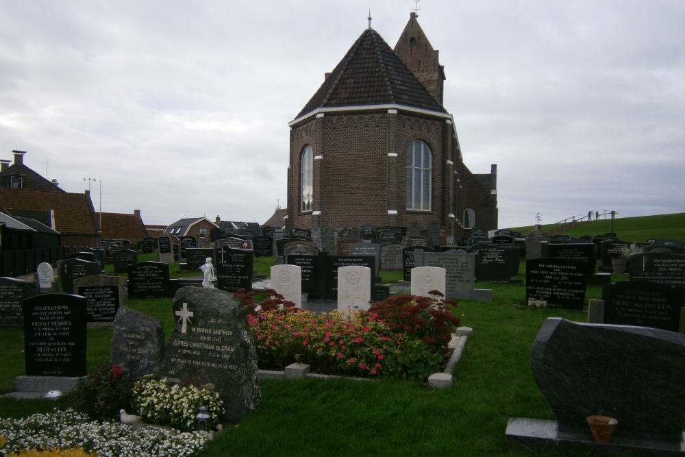 Oorlogsgraven van het Gemenebest Protestante Kerkhof Wierum