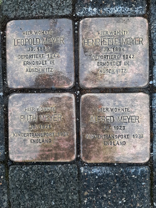 Stumbling Stones Aachener Straße 17 (was Mühlerstraße 77) #3