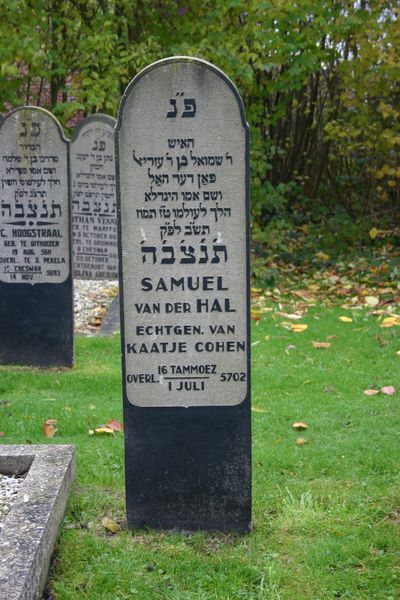 Dutch War Graves Warffum #4