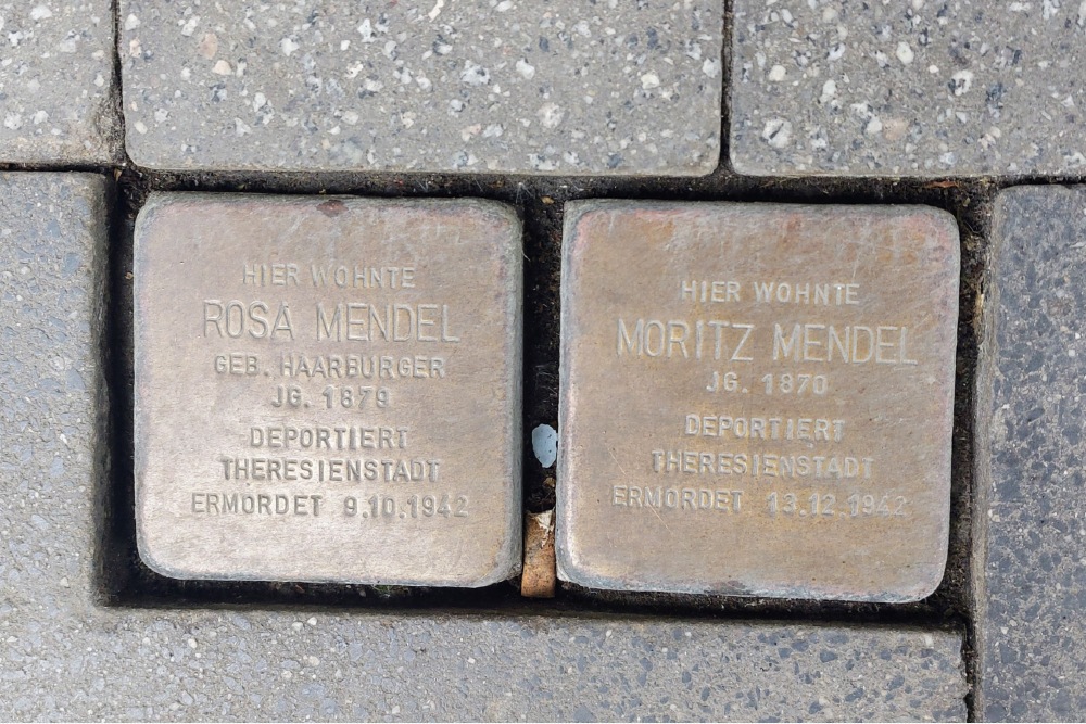 Stolpersteine Engersterstraße 8