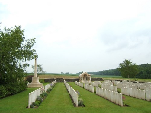 Commonwealth War Cemetery Brie