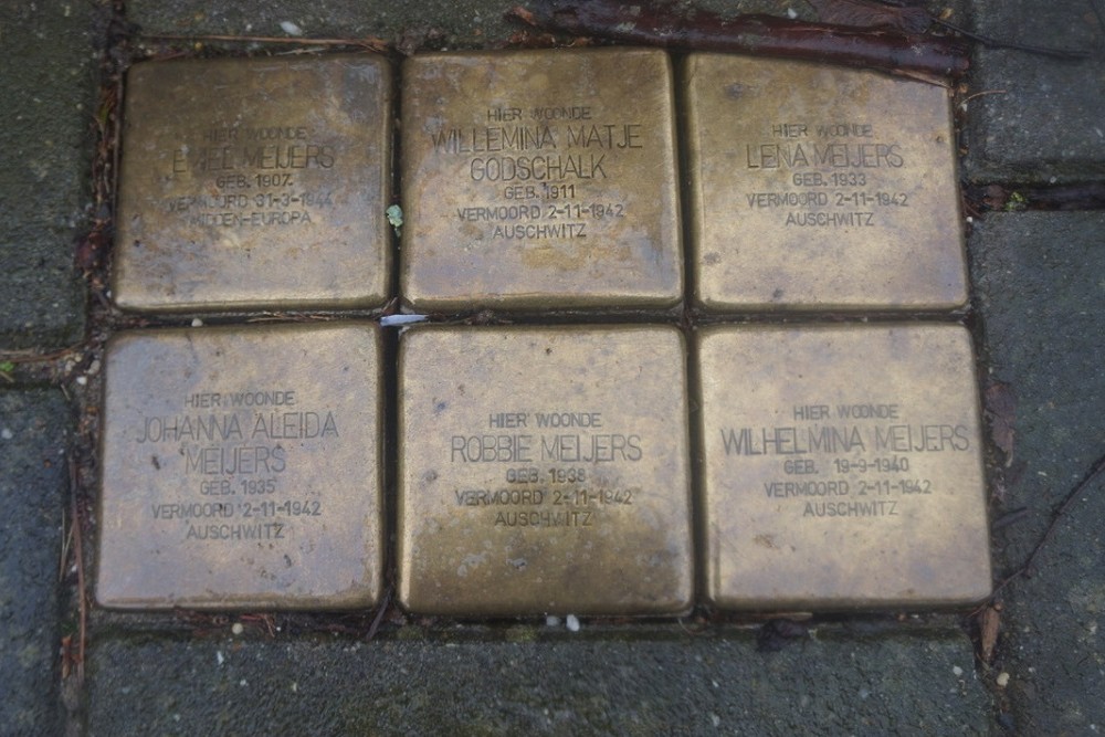 Stolpersteine Mauvestraat 15 #1