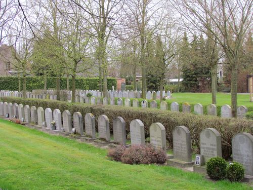Belgian Graves Veterans Brugge Municipal Cemetery #2