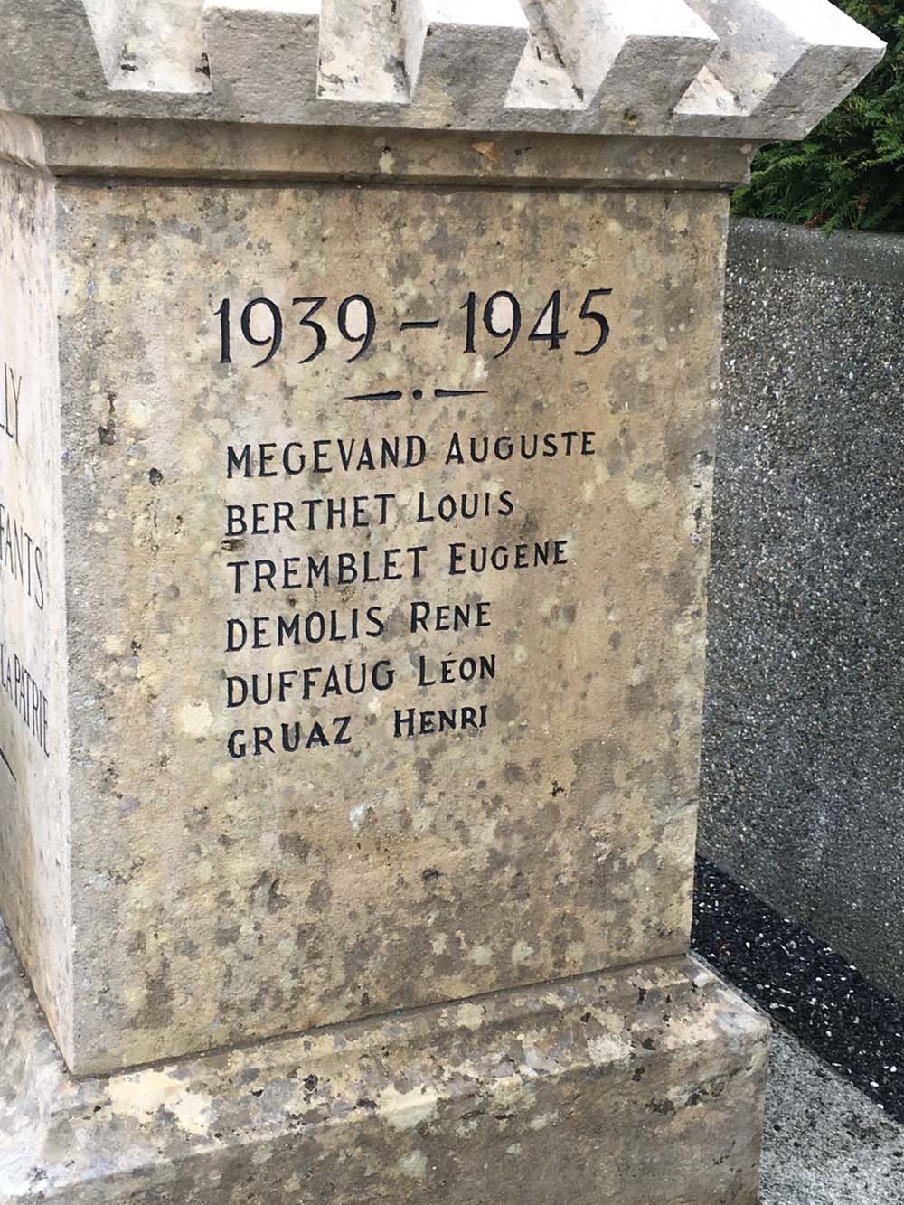 Oorlogsmonument Présilly #3
