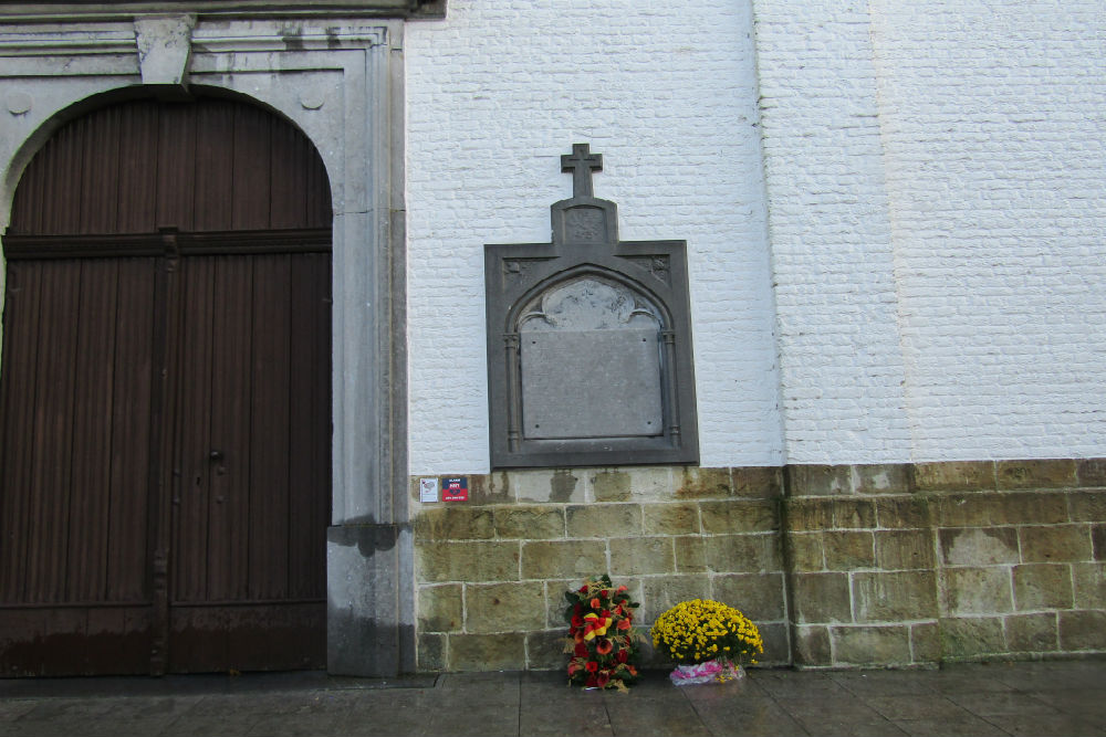 War Memorial Aaigem #1