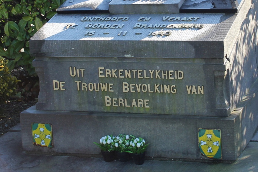 Belgische Oorlogsgraven Berlare #2