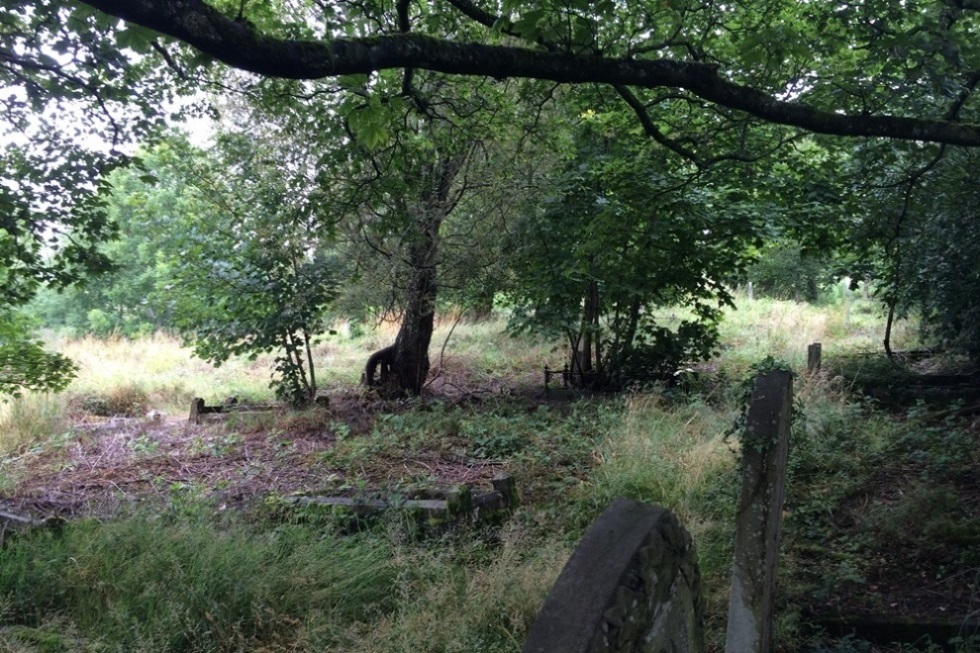 Oorlogsgraven van het Gemenebest St. John's Burial Ground