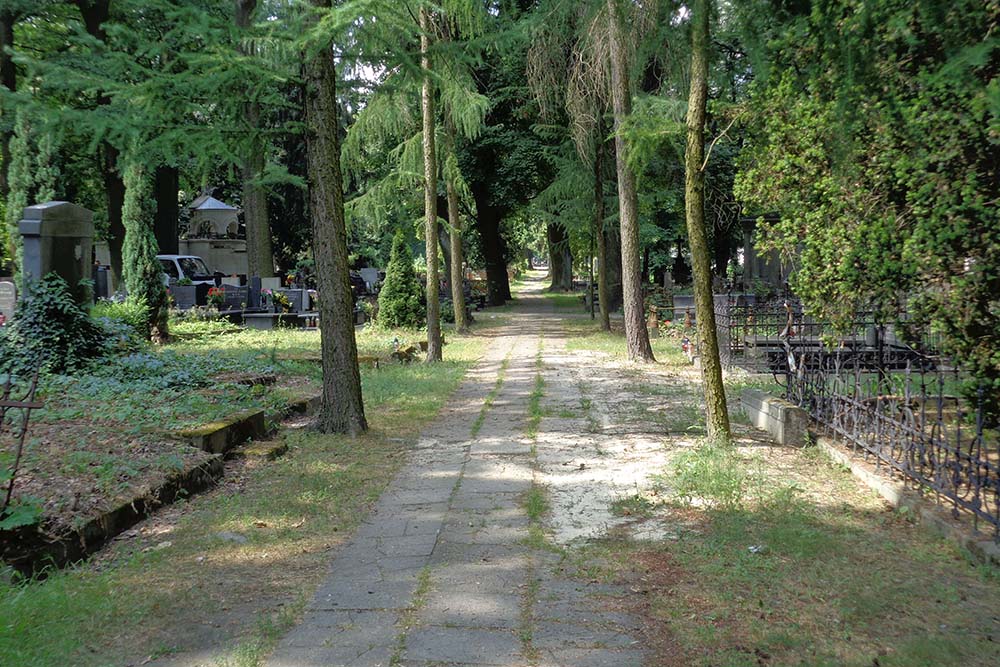 Polish War Graves Old Cemetery Lodz