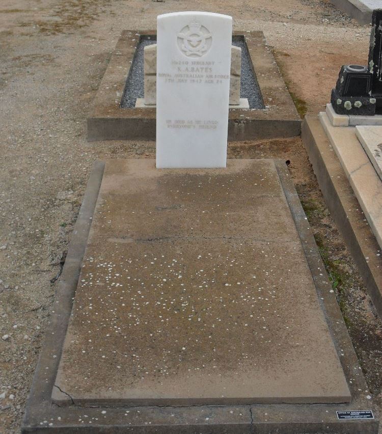 Commonwealth War Grave Lameroo Cemetery #1