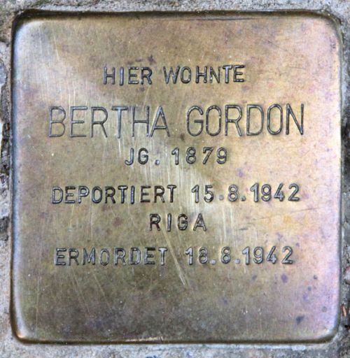 Stolpersteine Leonhardtstrae 6