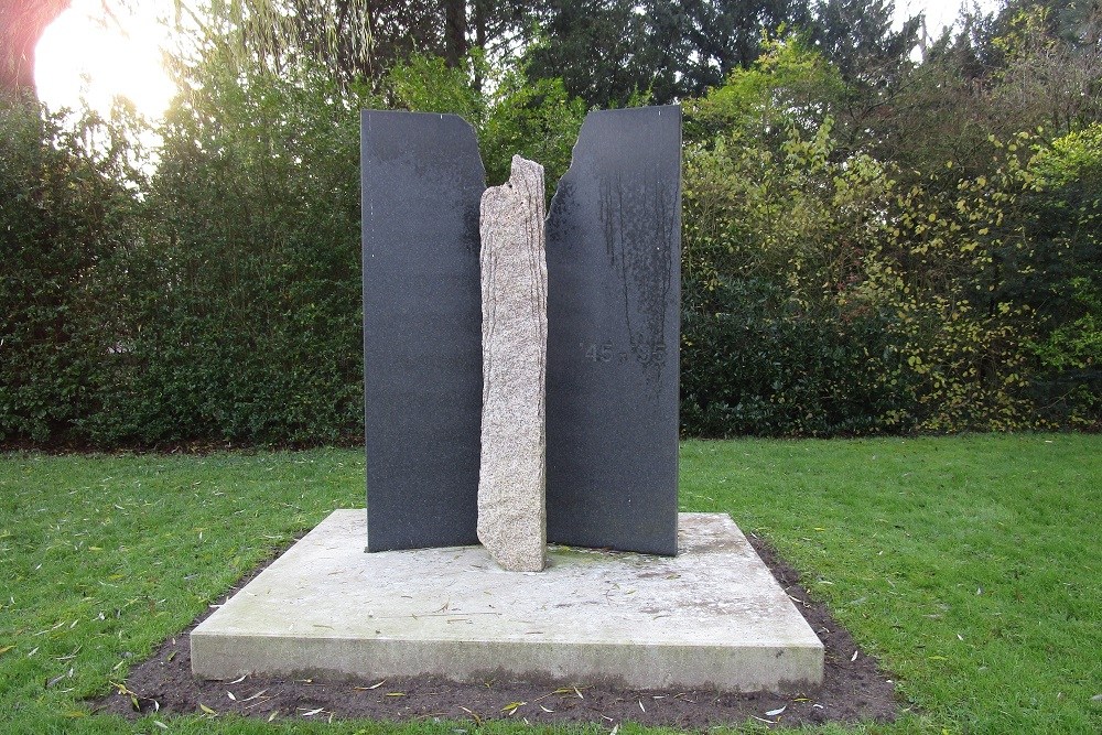 Monument 50 jaar bevrijding #1