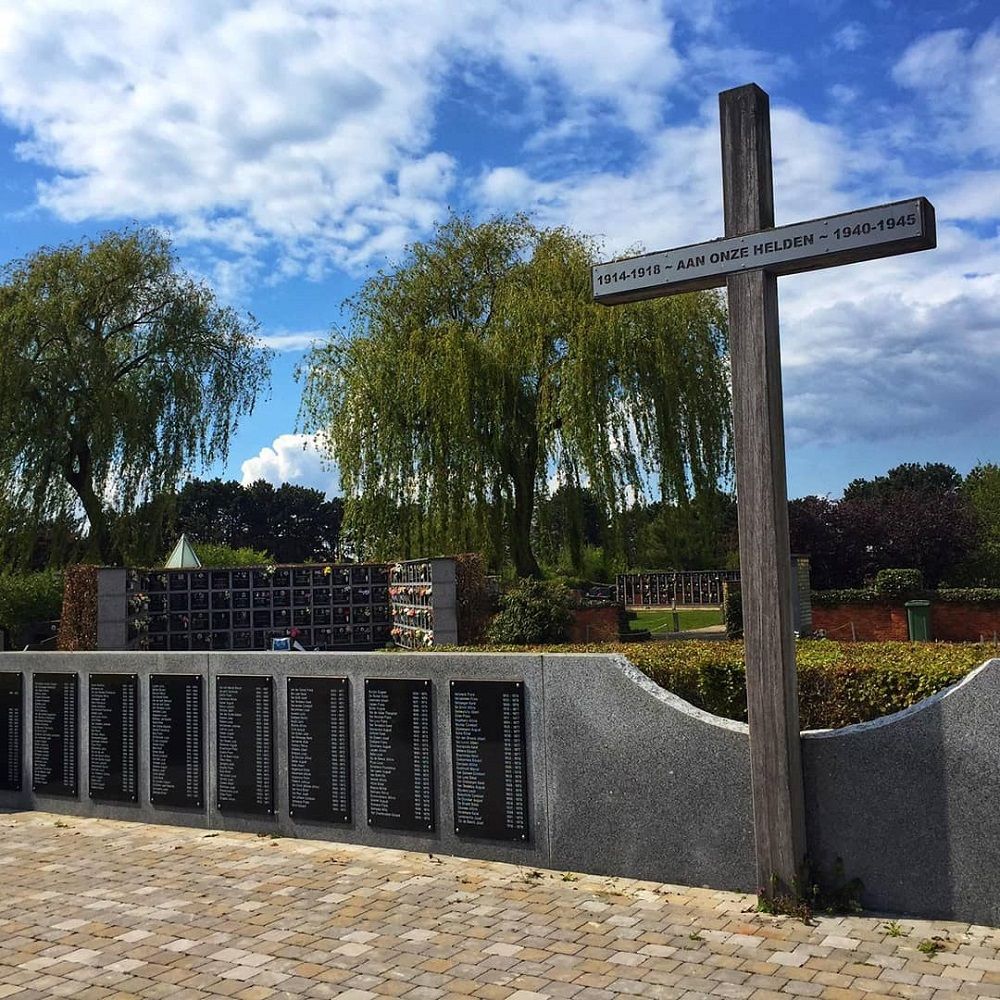 War Monument Nijlen #3