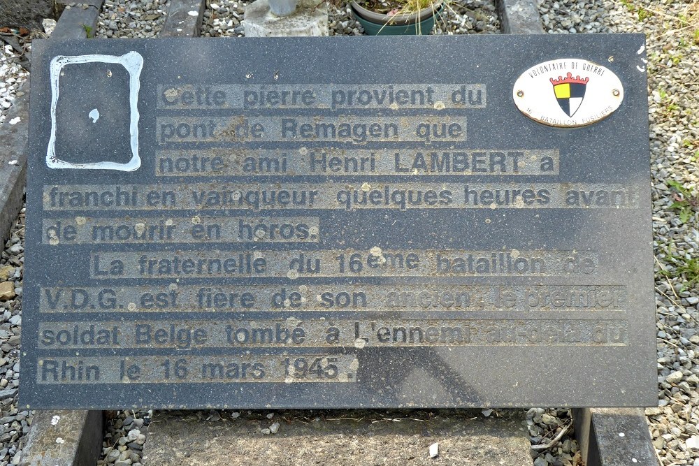Belgische Oorlogsgraven Felenne #4