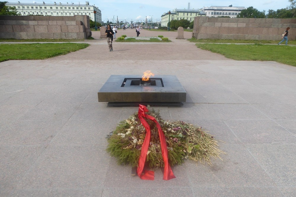 Monument To The Fighters Of The Revolution St. Petersburg #2