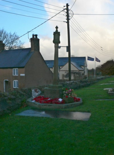 Oorlogsmonument Llandyrnog #1