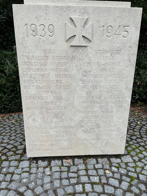 Oorlogsmonument Wessendorf #5