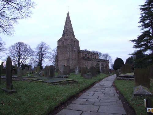 Oorlogsgraven van het Gemenebest St. Peter and St. Paul Churchyard #1