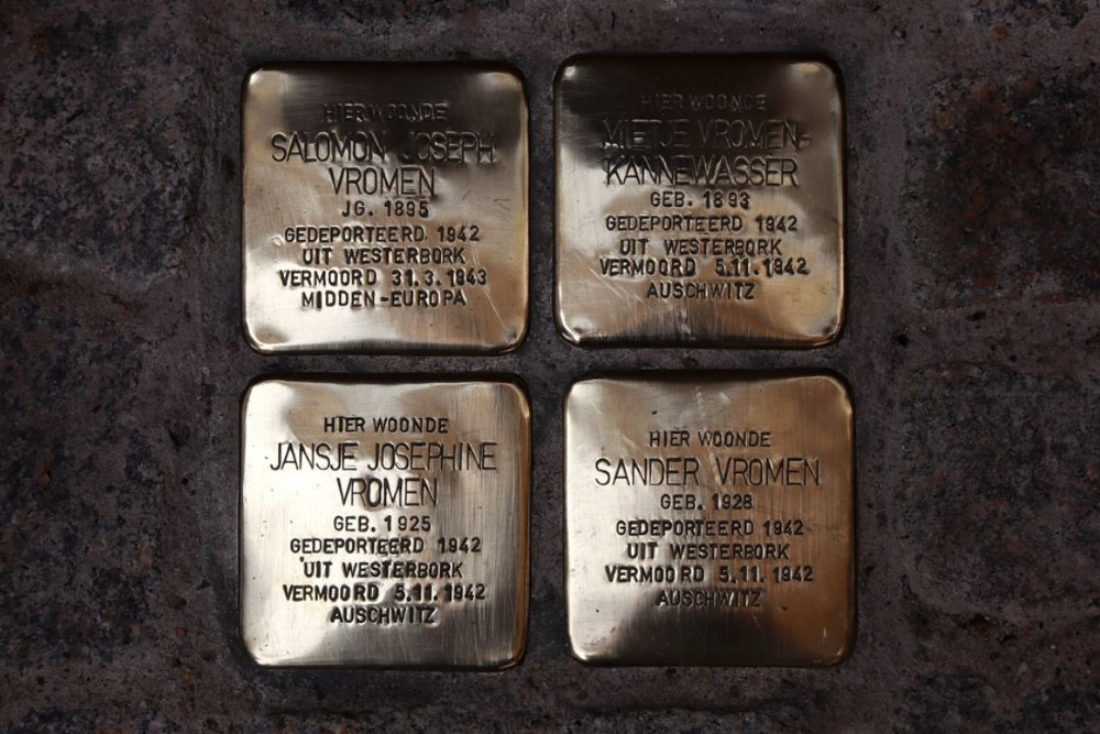 Stolpersteine Bierstraat 2 #1