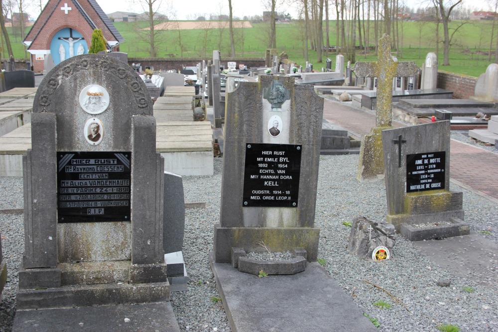 Belgian Graves Veterans Zarlardinge #2