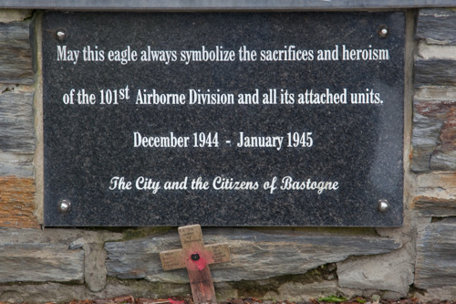 Monument 101ste Airborne Divisie #2