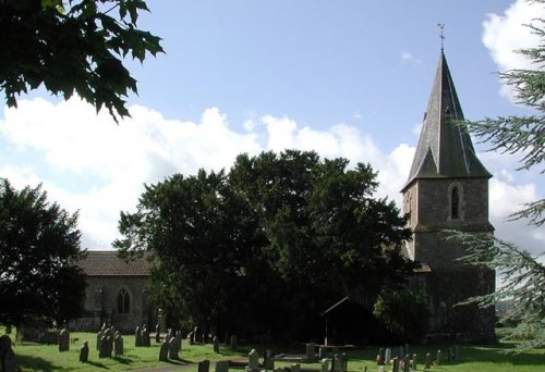 Oorlogsgraf van het Gemenebest St. Peter Churchyard