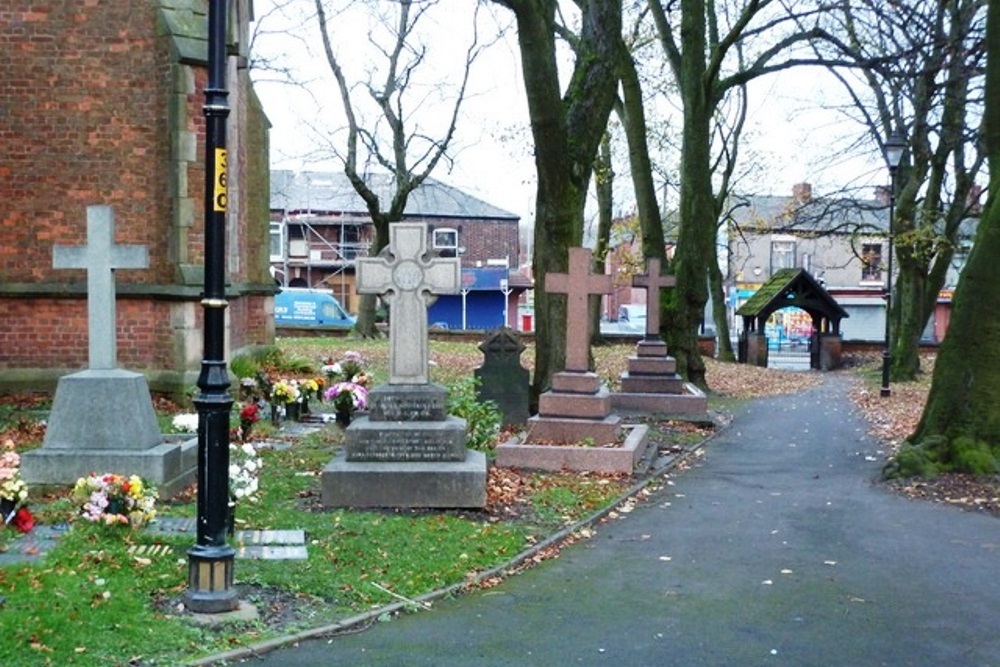 Oorlogsgraven van het Gemenebest Christ Church Churchyard #1