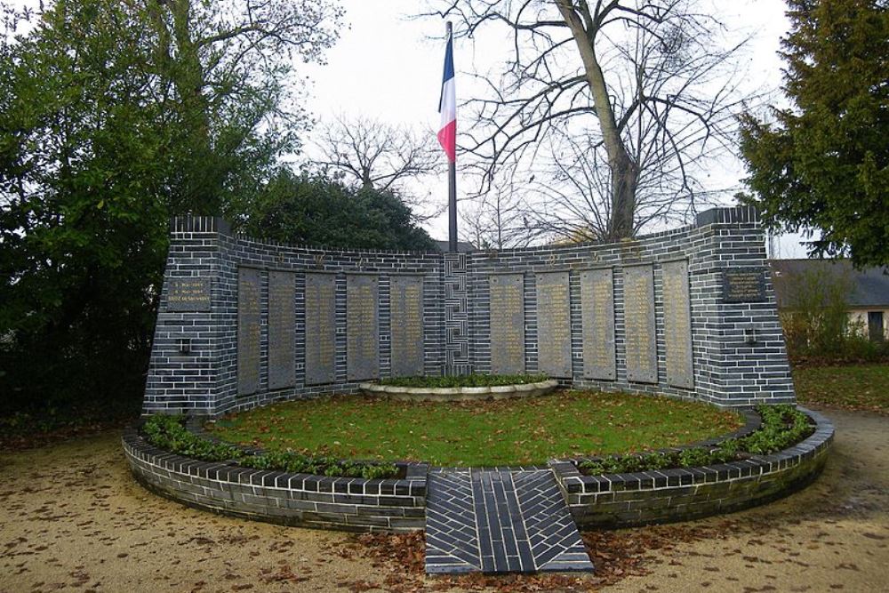 Monument Bombardement Bruz #1