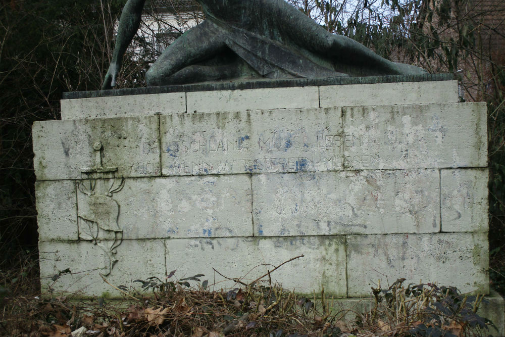 Oorlogsmonument Neukirchen-Vluyn (1) #3