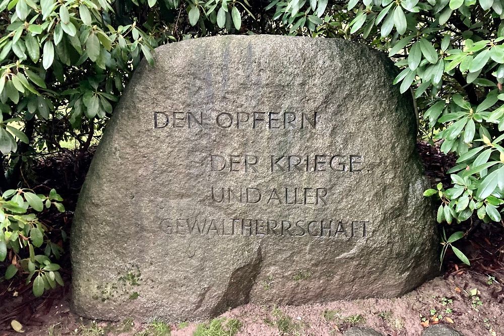 War Monument Wermelskirchen #4