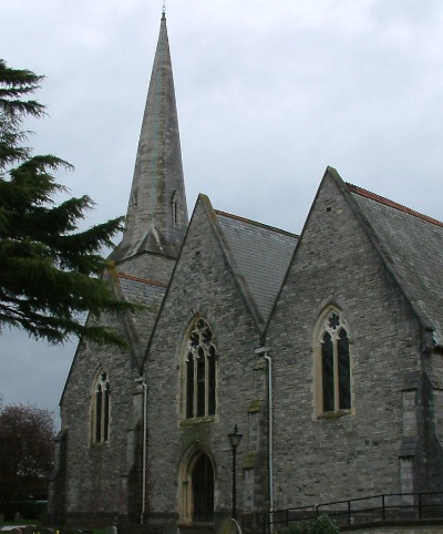 Commonwealth War Graves Holy Saviour Churchyard