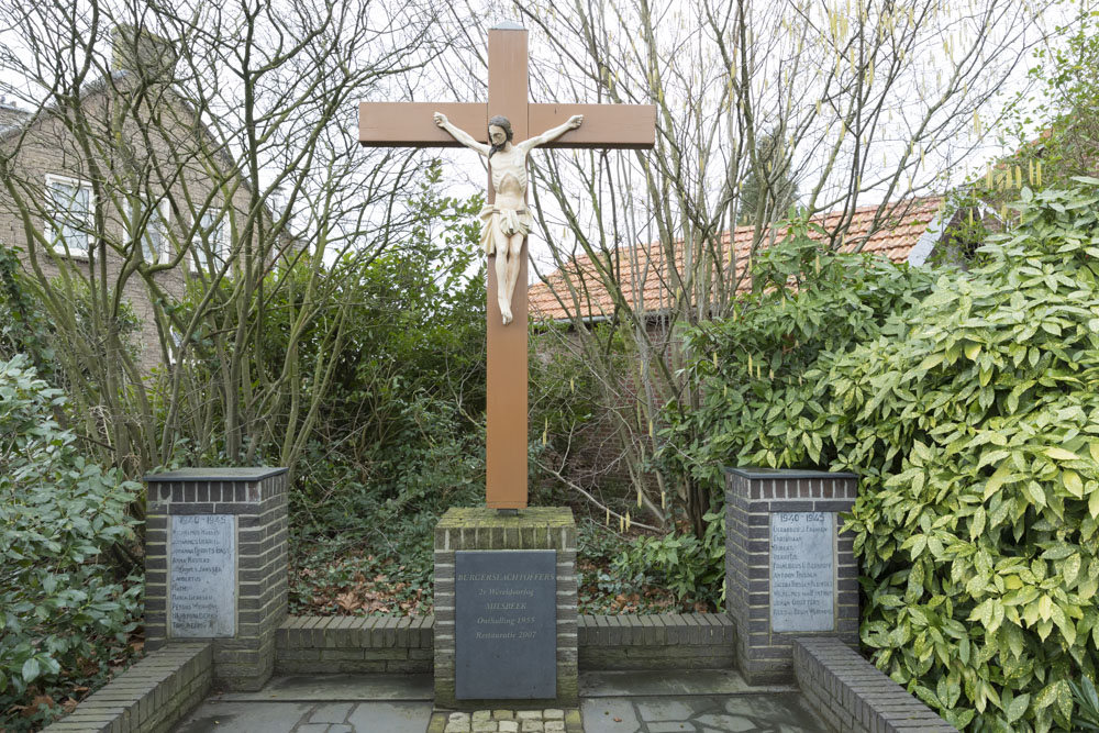 Monument Burgerslachtoffers Milsbeek #1