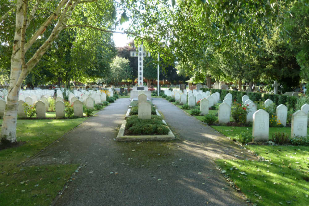 Polish War Graves Newark-on-Trent #2