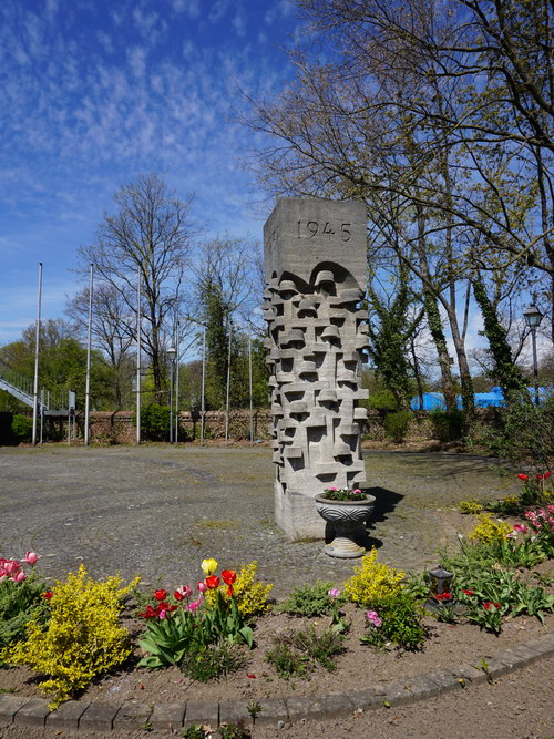 War Memorial Gymnich #3