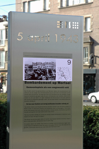 Paneel 9 Bombardement op Mortsel 5 april 1943 #1
