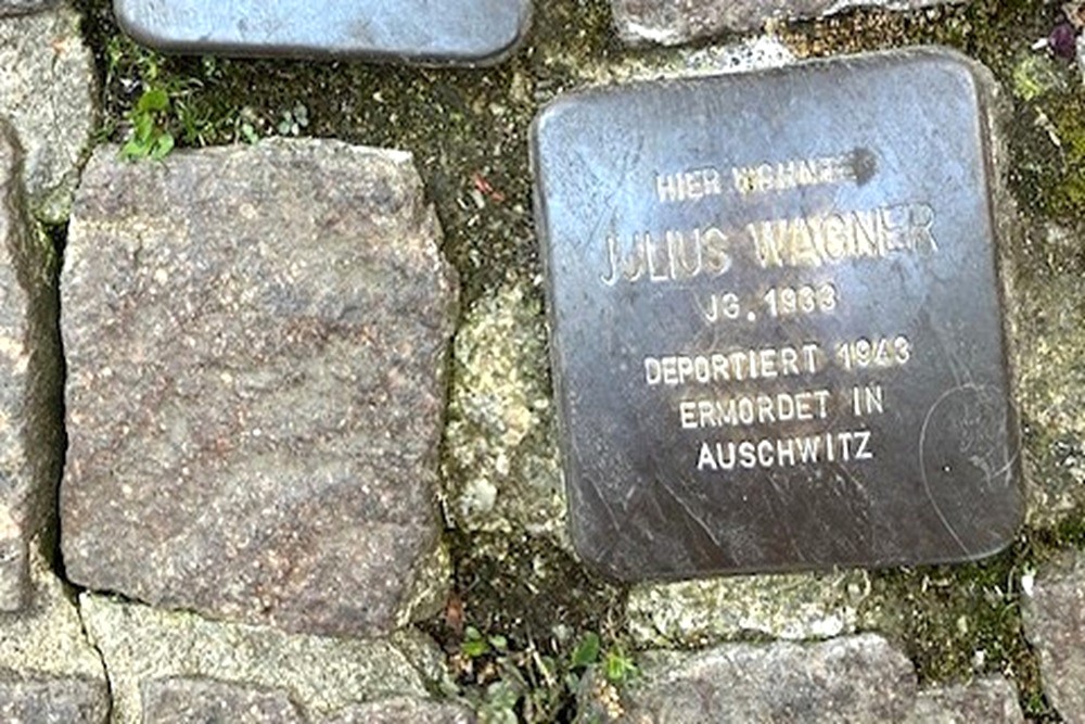 Stolpersteine Stiftsgasse 16